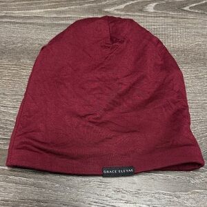 Grace Eleyae satin lined cap